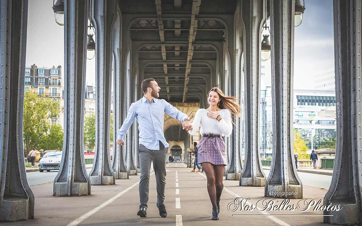 Séance photo de couple à Paris, shooting couple Paris