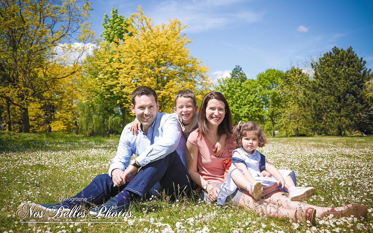 Séance photo de famille en Hauts-de-Seine, photographe famille Hauts-de-Seine